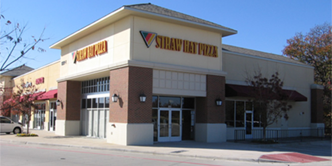 Straw Hat Pizza Slider-9