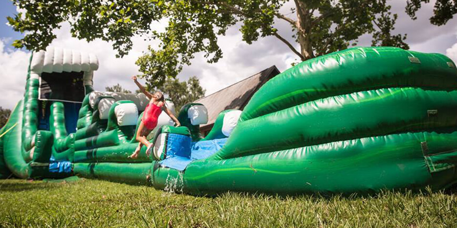 Space Walk Inflatables Slider-2