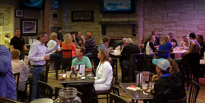 Sam & Louie's Italian Restaurant and New York Pizzeria Slider-2