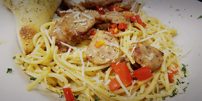 Sam & Louie's Italian Restaurant and New York Pizzeria Slider-7