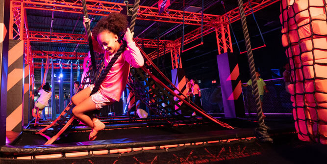 Sky Zone Trampoline Park+ Slider-6