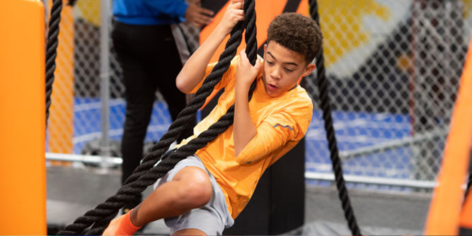 Sky Zone Trampoline Park+ Slider-7