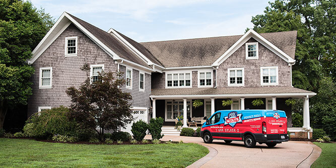 Pool Scouts Pool Cleaning Slider-1