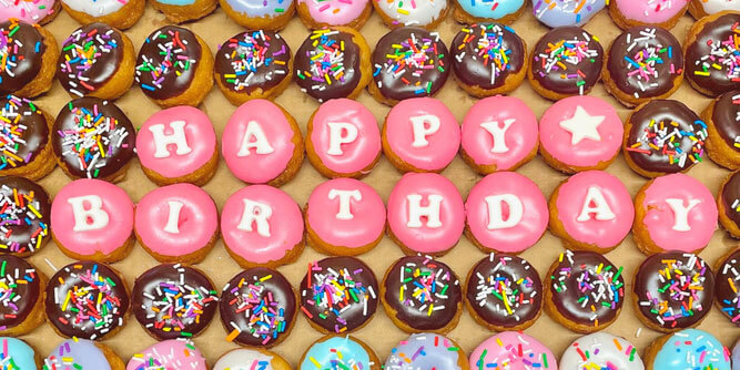 Dapper Doughnut Slider-10