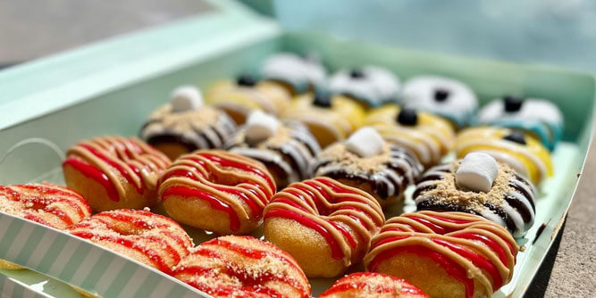 Dapper Doughnut Slider-9