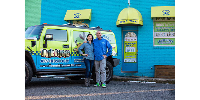 Hounds Town USA Slider-3