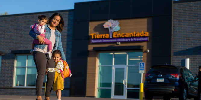 Tierra Encantada Slider-2