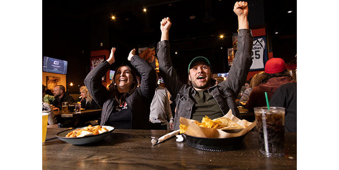 Wingers Alehouse Slider-6