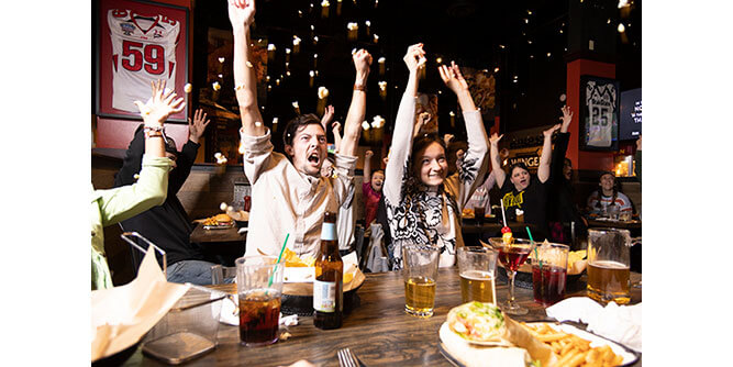 Wingers Alehouse Slider-7