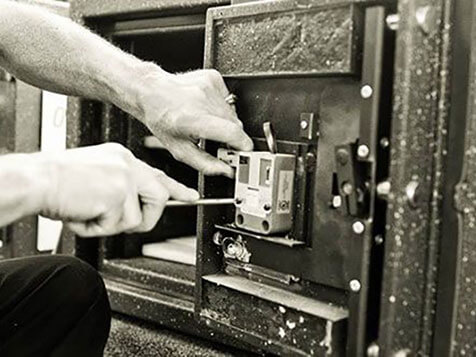 FlyLock Security Systems FlyLock Security Systems Slider 8