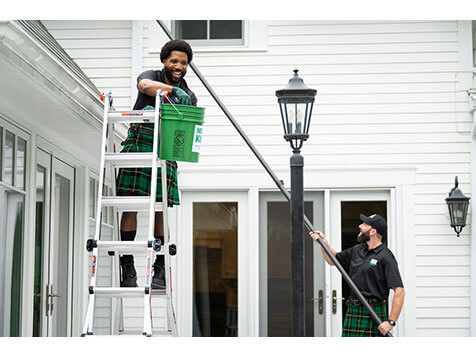 Men In Kilts Window Cleaning Men In Kilts Window Cleaning Slider 7