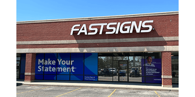 FASTSIGNS Slider-2