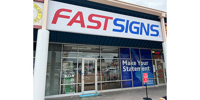 FASTSIGNS Slider-5