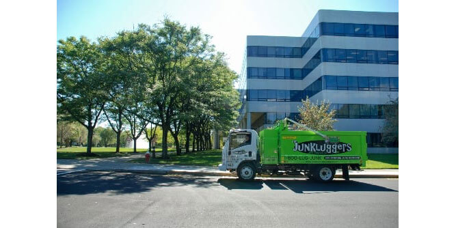 Junkluggers Slider-6