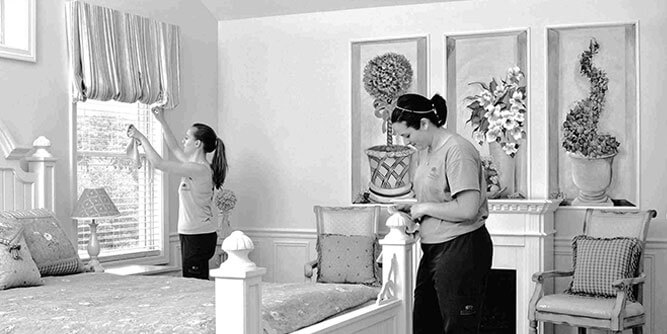 2 Local Gals Housecleaning Slider-3