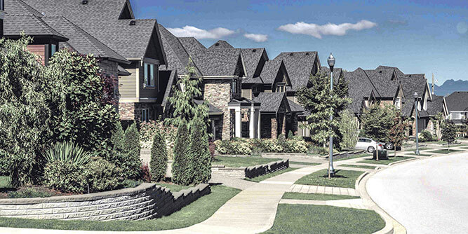 2 Local Gals Housecleaning Slider-5