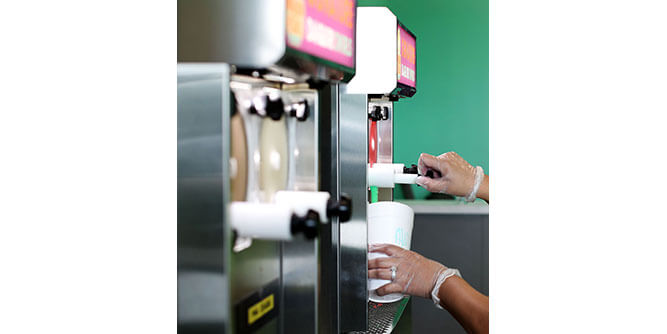 Frozen Vibes: Daiquiri Bar 2 GO Slider-1