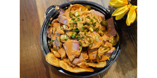 MacQue's BBQ Slider-5