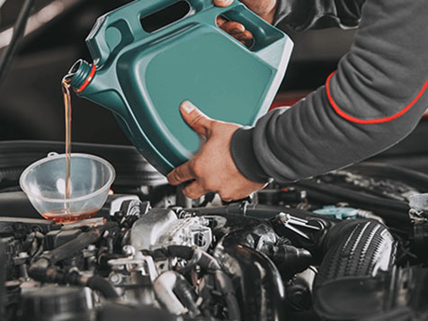 Costa Oil – 10 Minute Oil Change Costa Oil – 10 Minute Oil Change Slider 3