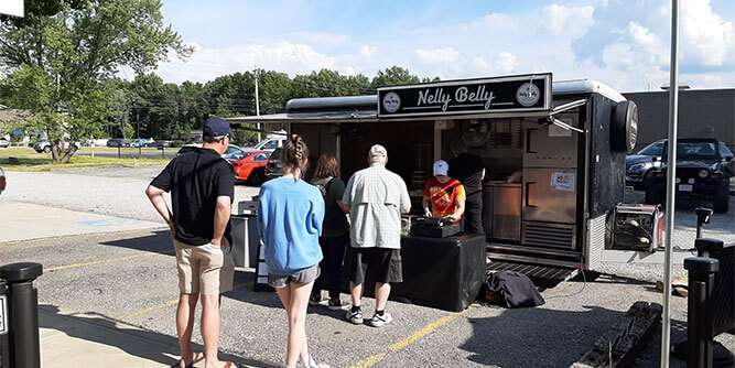 Nelly Belly Food Truck Slider-2