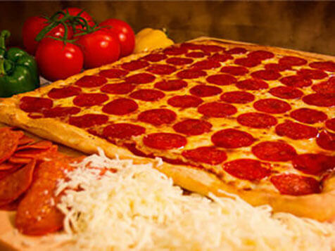 East of Chicago Pizza East of Chicago Pizza Slider 2