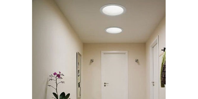 VELUX Skylight Specialist Slider-5