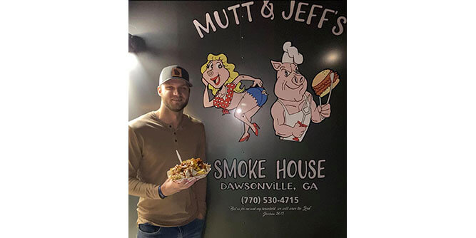 Mutt & Jeff's Smokehouse Slider-9