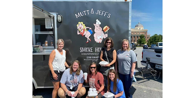 Mutt & Jeff's Smokehouse Slider-3