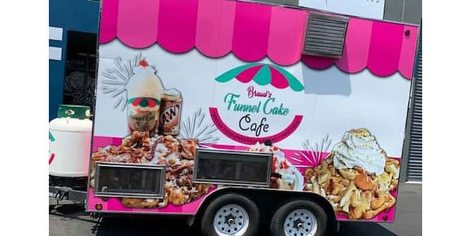 Braud's Funnel Cake Cafe Slider-5