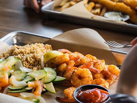 Dual-concept, Joey's Fish Shack and strEATS Dual-concept, Joey's Fish Shack and strEATS Slider 4