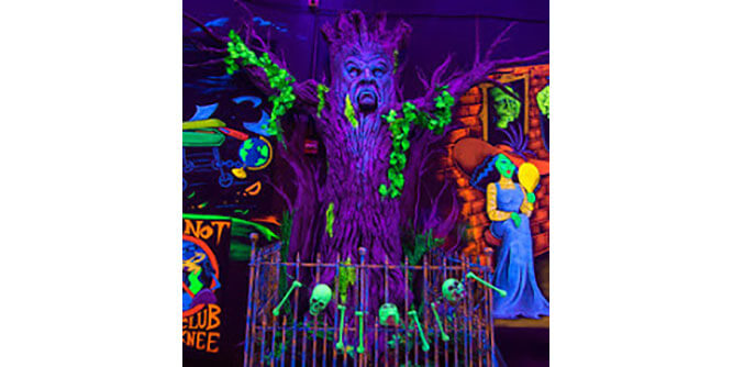 Monster Mini Golf - The Amusement Park Next Door Slider-5