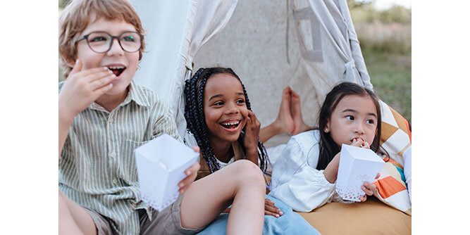 Jordan E.'s Popcorn & Candy Co. Slider-3