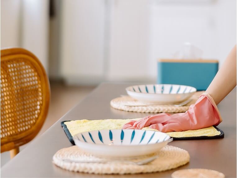 Maid Right Maid Right Slider 4