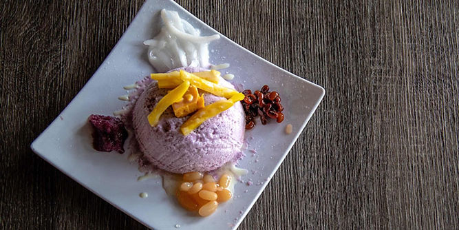 Vampire Penguin Shaved Snow & Desserts Slider-10