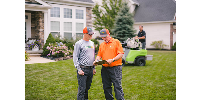 Lawn Squad Slider-2