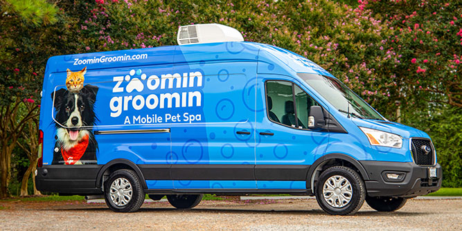 Zoomin Groomin Slider-3