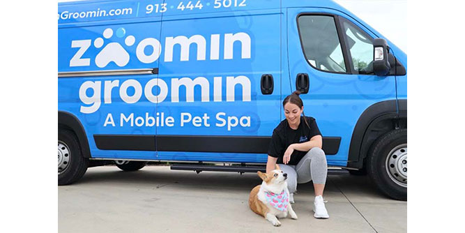 Zoomin Groomin Slider-7