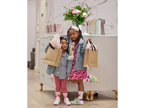 Blushington - Blowouts Makeup Skincare Blushington - Blowouts Makeup Skincare Slider 9