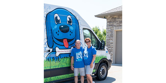 Hydrodog Mobile Pet Grooming & Wellness Slider-2