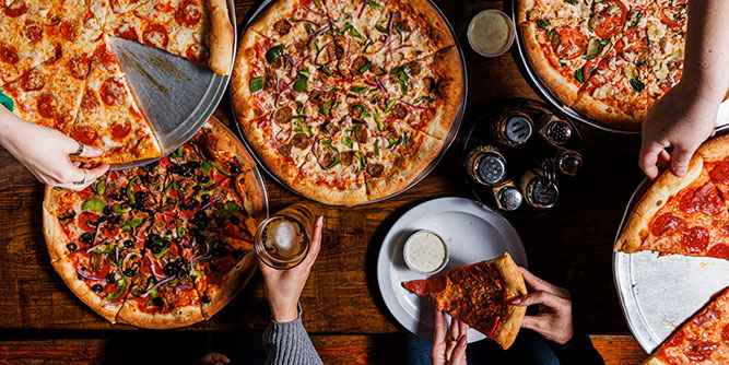 Village Idiot Pizza Slider-2