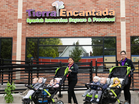 Tierra Encantada Slider 3