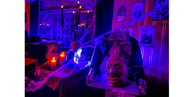 Christmas House Slider-6