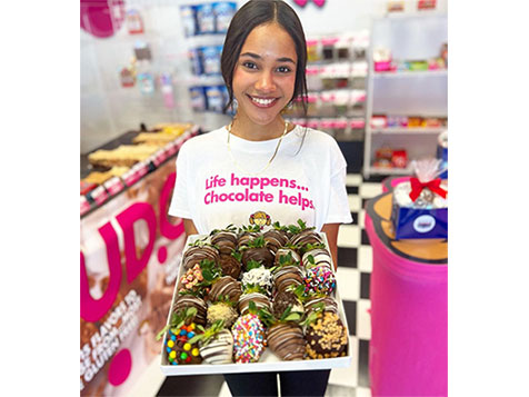 Mindy's Munchies Mindy's Munchies Slider 2