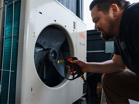 We Clean Heat Pumps We Clean Heat Pumps Slider 6