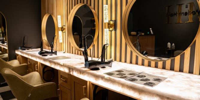 The Modern Halo Head Spa & Dry Bar Slider-3