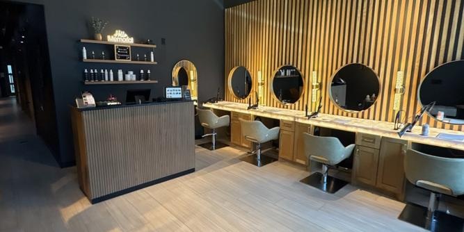 The Modern Halo Head Spa & Dry Bar Slider-1