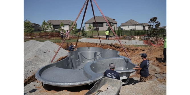 Premier Pools & Spas Slider-3