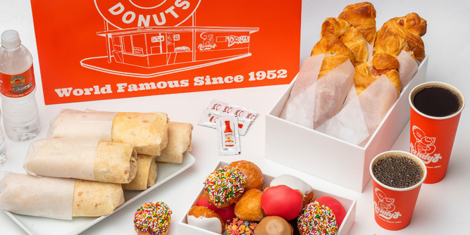 Randy's Donuts Slider-3