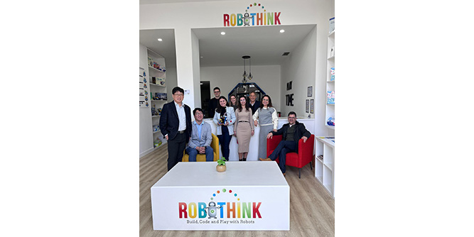 RoboThink Slider-8